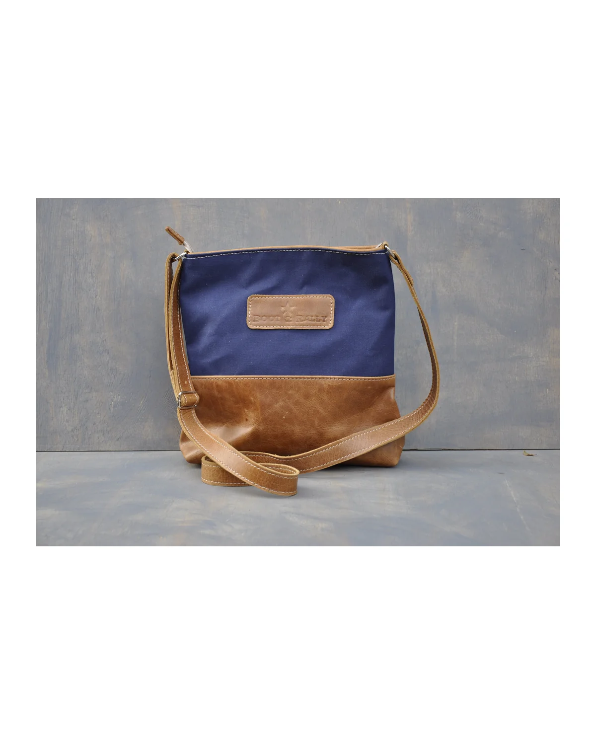 Hipster Mini - (Blue canvas / Diesel toffee)