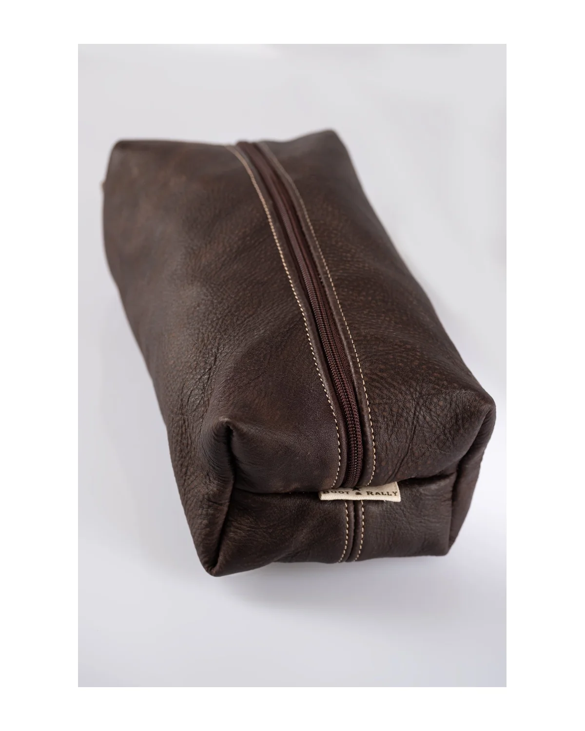 Toiletry bag- Full leather (Buffed Brown)